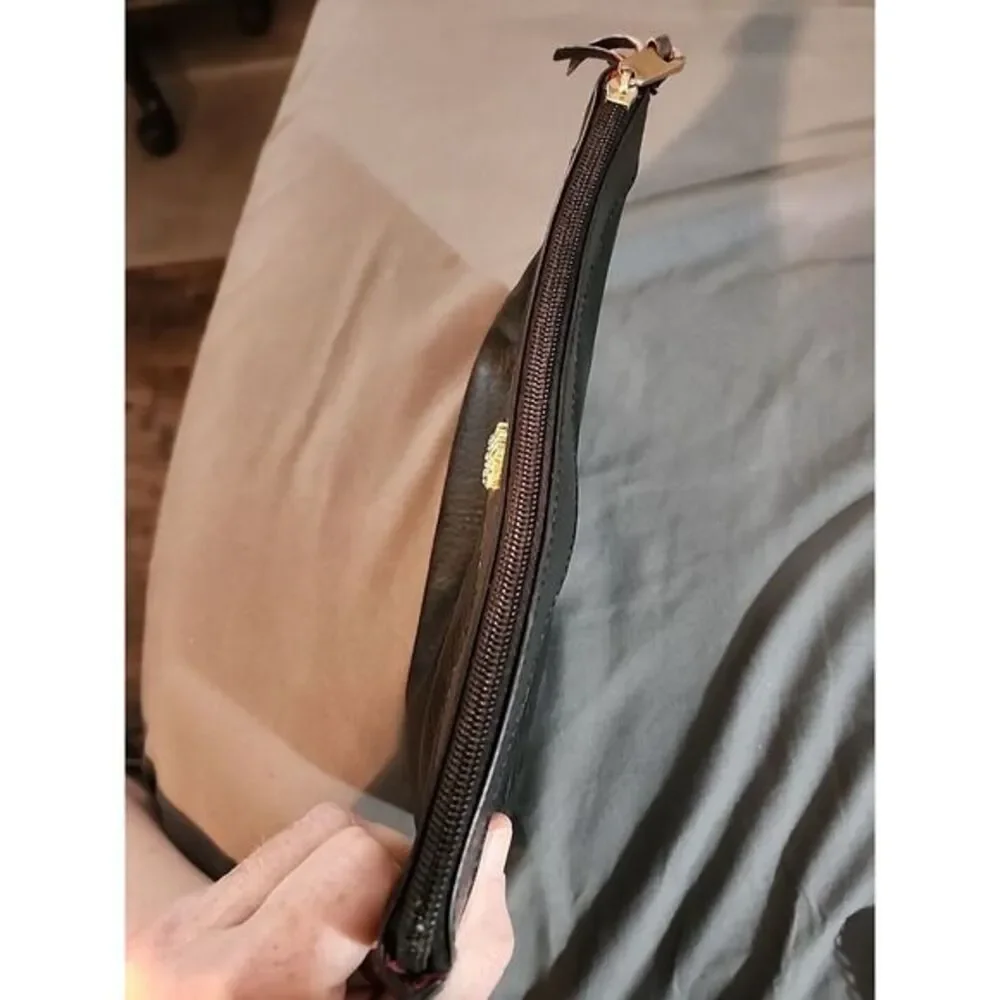 Juicy Couture wristlet strap